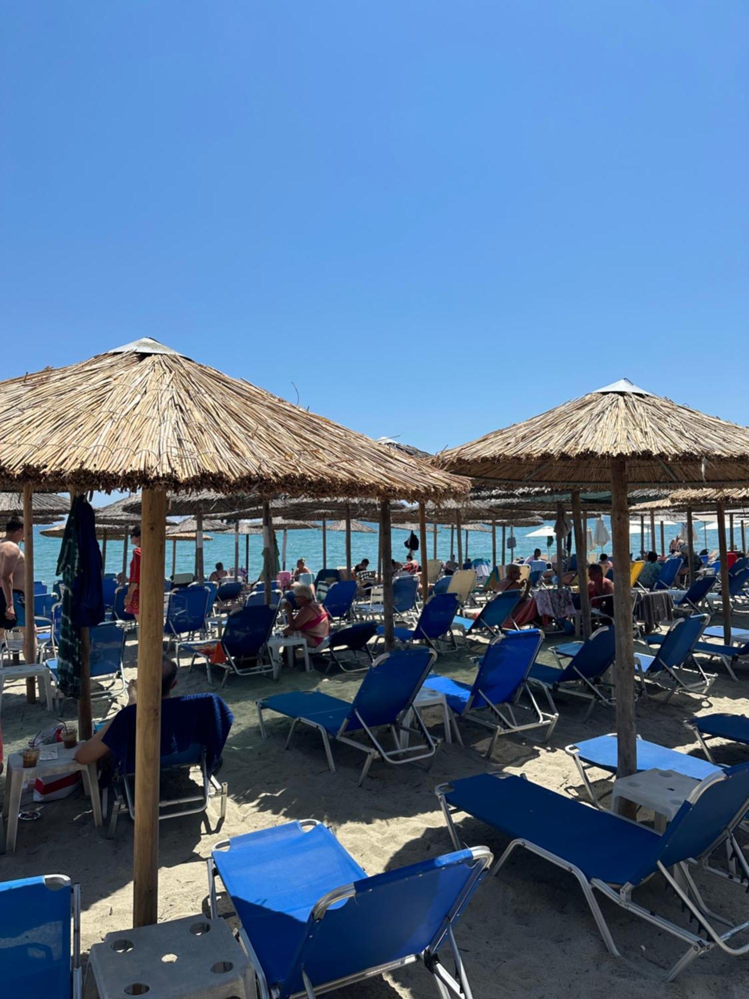 Olympic Beach Rooms Exterior foto